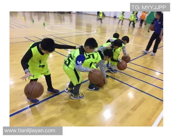 篮球巨献：探秘成都篮球队的团队协作